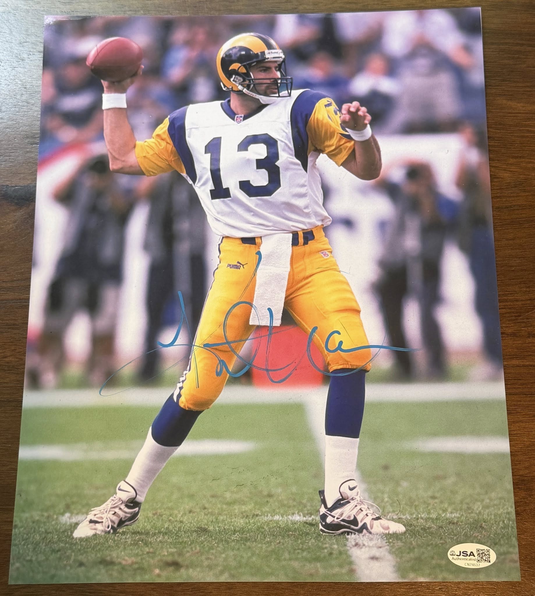 Kurt Warner Autographed 11x14 Photo Rams