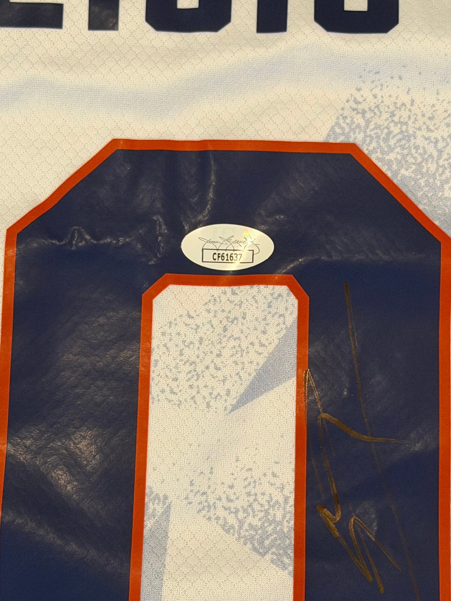 Christian Pulisic Autographed USA Jersey JSA COA Read Description