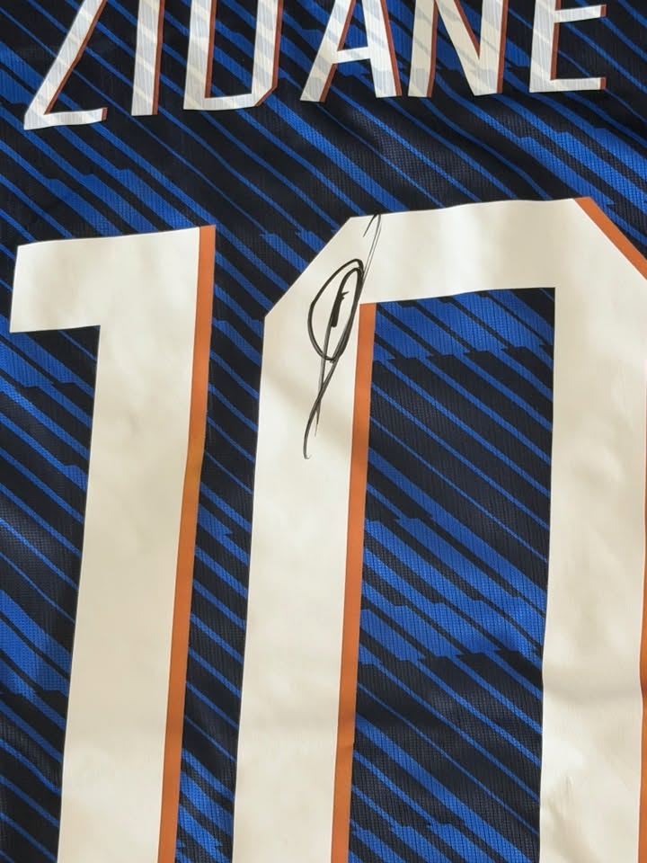 Zinedine Zidane Signed Autographed France Jersey JSA LOA