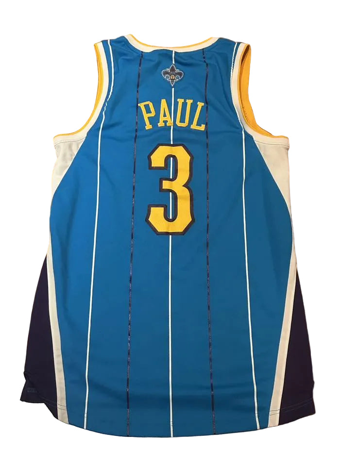 Chris Paul New Orleans Hornets Jersey Size Small-Right Off The Field