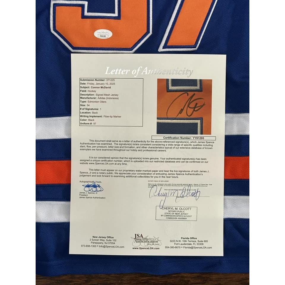 Connor McDavid Autographed Edmonton Oilers Jersey JSA LOA-Right Off The Field