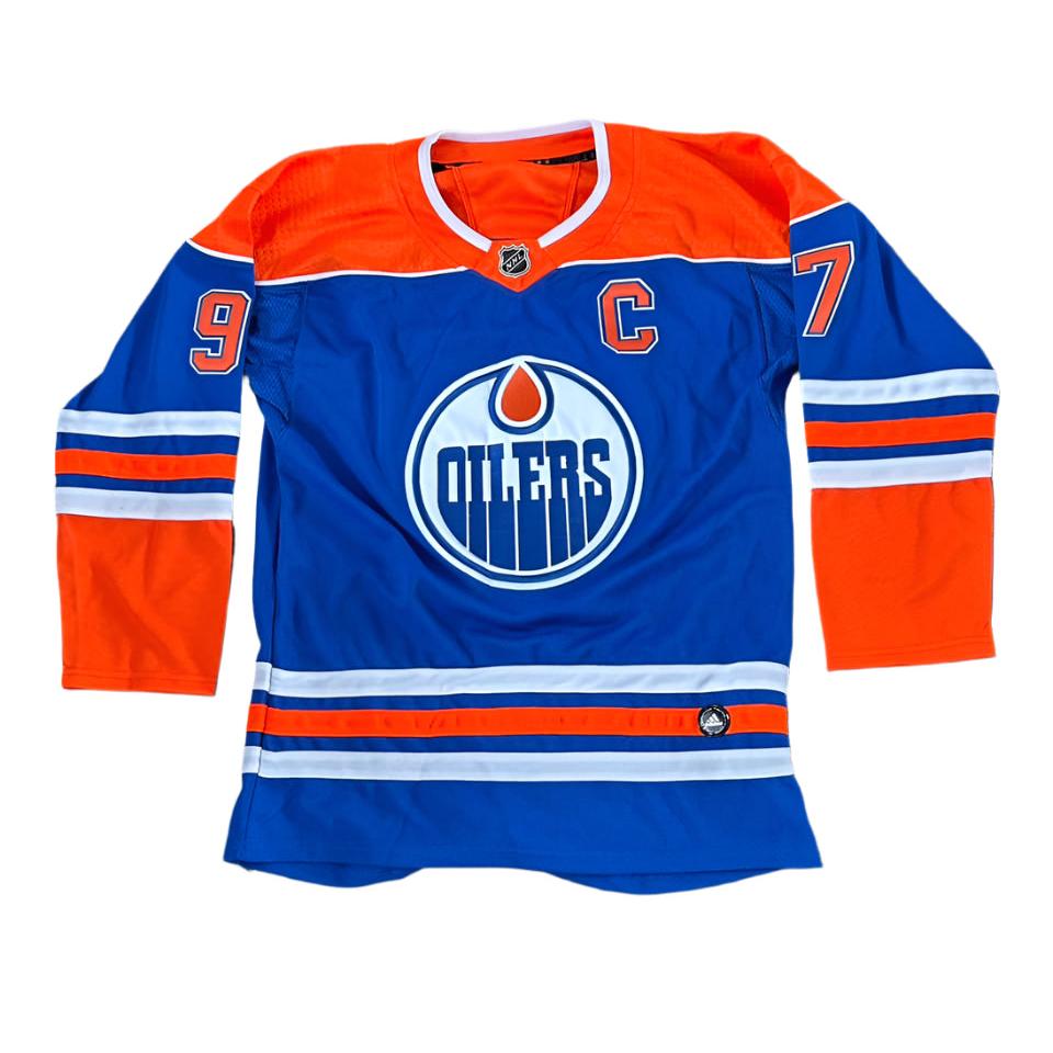 Connor McDavid Autographed Edmonton Oilers Jersey JSA LOA (Read Description)-Right Off The Field