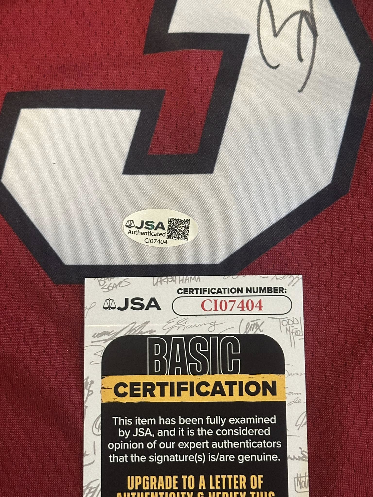 Dwyane Wade Autographed Miami Heat Jersey JSA COA-Right Off The Field