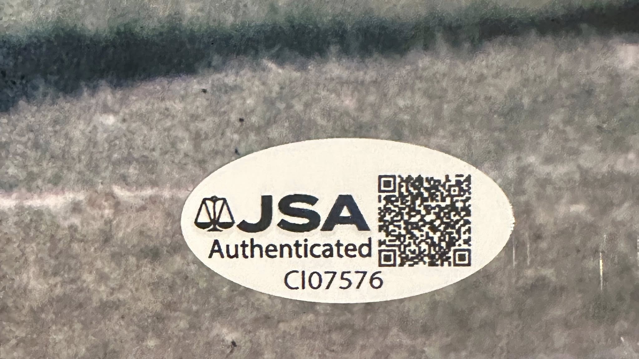 John Elway Denver Broncos Autographed 11x14 Photo JSA COA-Right Off The Field