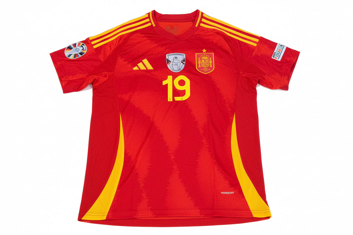 Lamine Yamal Spain Jersey Size L NWT-Right Off The Field