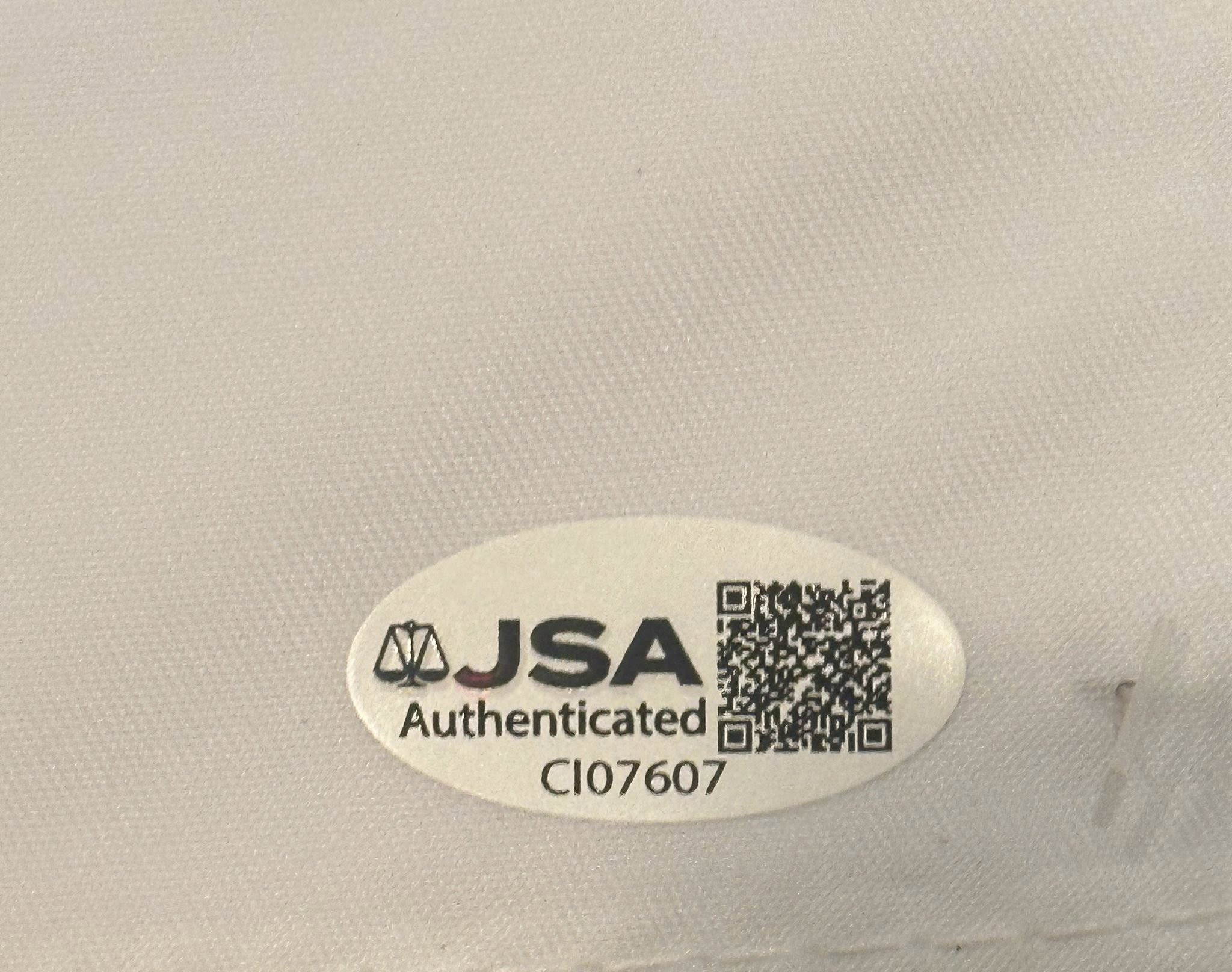 Matt Fitzpatrick Autographed 2025 Ryder Cup Pin Flag Team Europe JSA COA-Right Off The Field