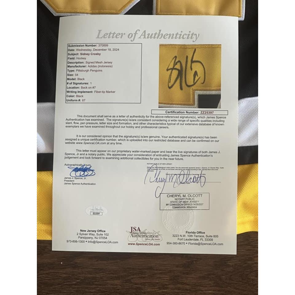 Sidney Crosby Autographed Pittsburgh Penguins Jersey JSA LOA-Right Off The Field
