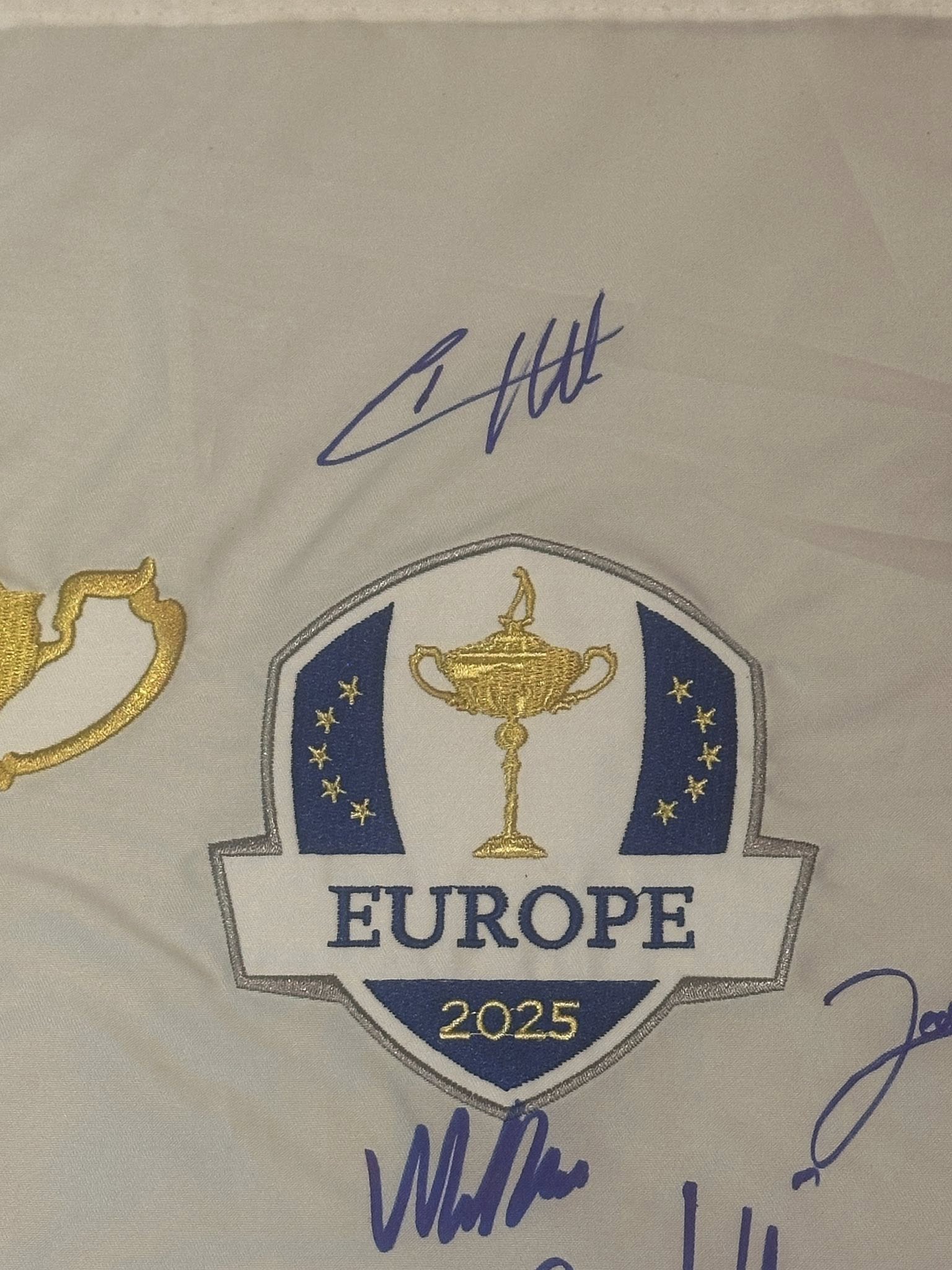 Team Europe Signed 2025 Ryder Cup Pin Flag All 12 Players JSA LOA Rory McIlroy-Right Off The Field