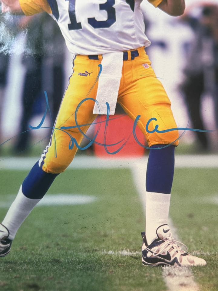 Kurt Warner Autographed 11x14 Photo Rams