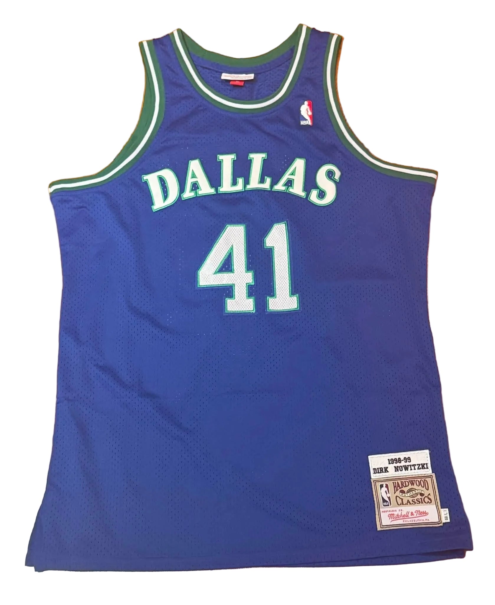 Dirk Nowitzki Signed Autographed Dallas Mavericks Jersey JSA COA