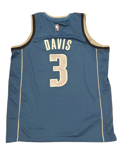 Anthony Davis Dallas Mavericks Jersey Size 48-Right Off The Field