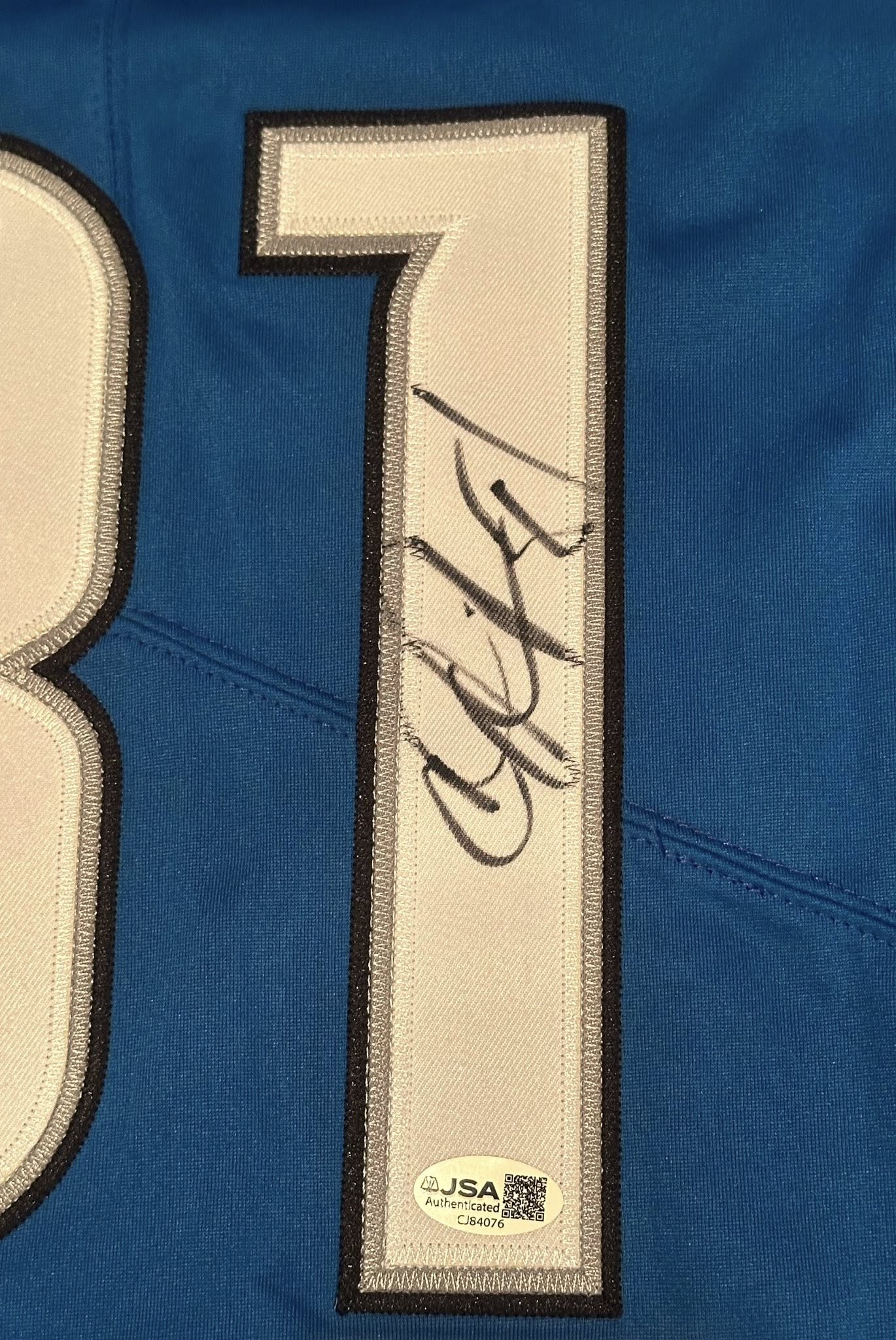 Calvin Johnson Autographed Detroit Lions Jersey JSA COA-Right Off The Field