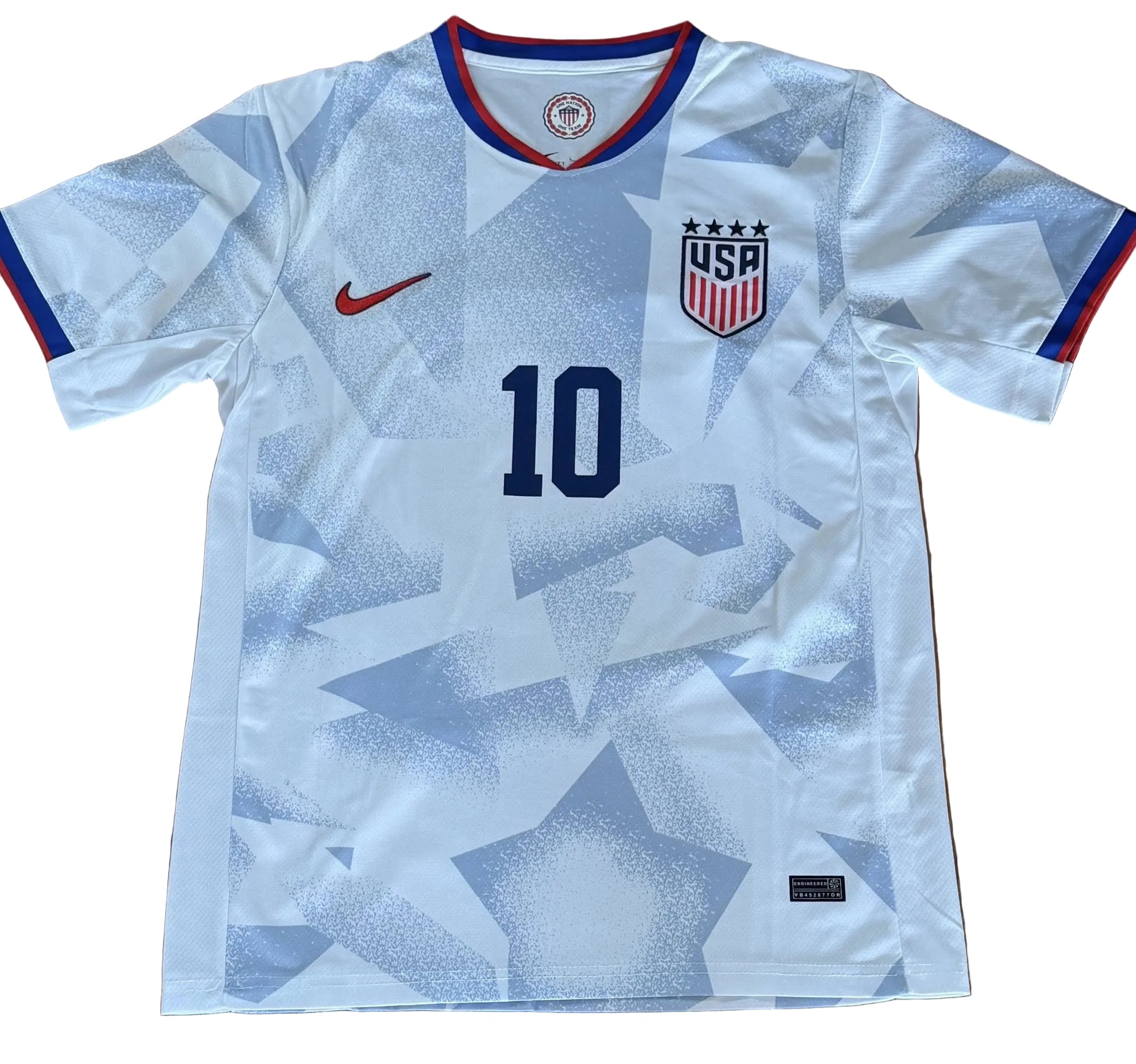 Christian Pulisic USA Jersey Size XL-Right Off The Field