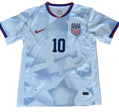 Christian Pulisic USA Jersey Size XL-Right Off The Field