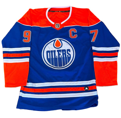 Connor McDavid Signed Autographed Edmonton Oilers Jersey JSA LOA-Right Off The Field