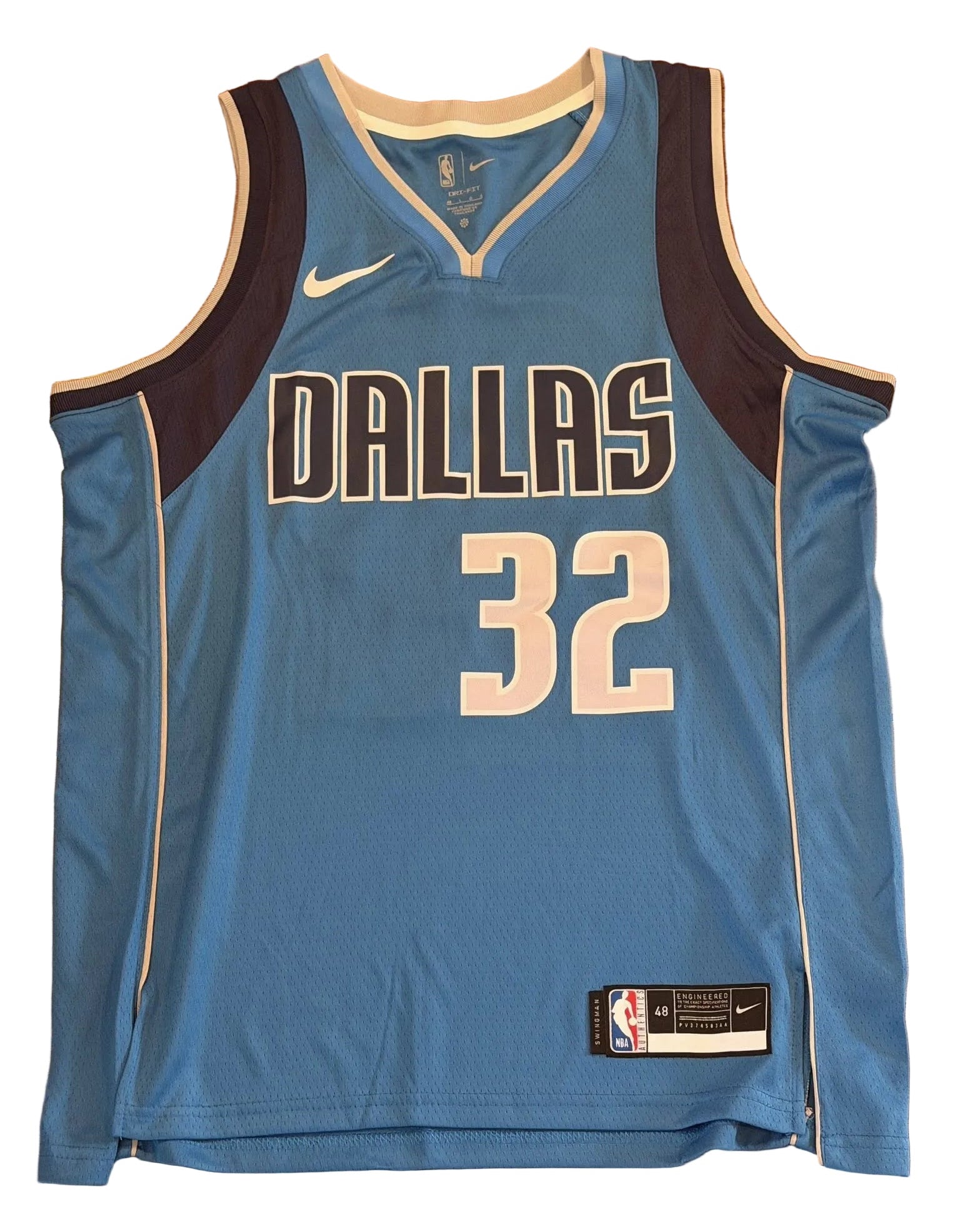Cooper Flagg Dallas Mavericks Jersey Size 48-Right Off The Field
