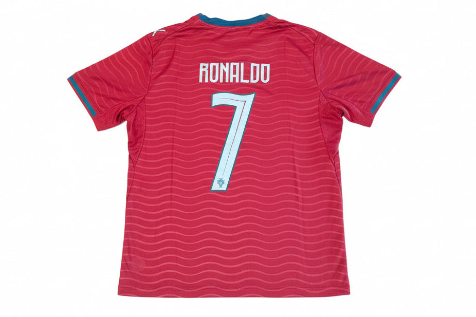 Cristiano Ronaldo Portugal Jersey Size L NWT-Right Off The Field
