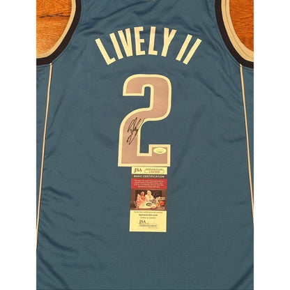 Dereck Lively II Autographed Dallas Mavericks Jersey JSA COA-Right Off The Field