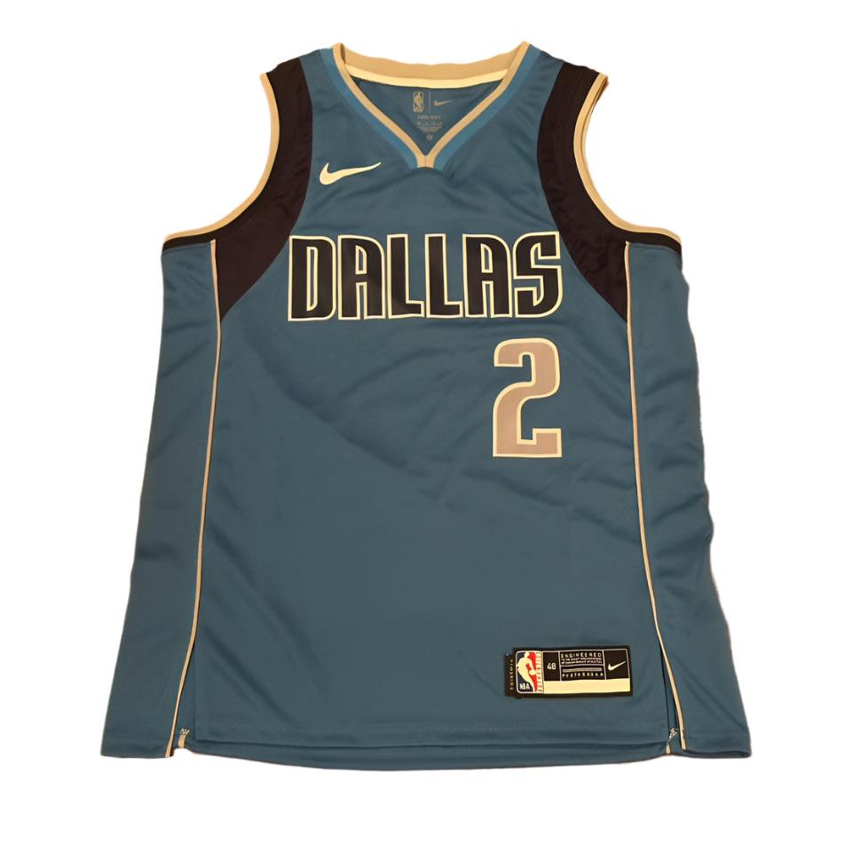 Dereck Lively II Autographed Dallas Mavericks Jersey JSA COA-Right Off The Field