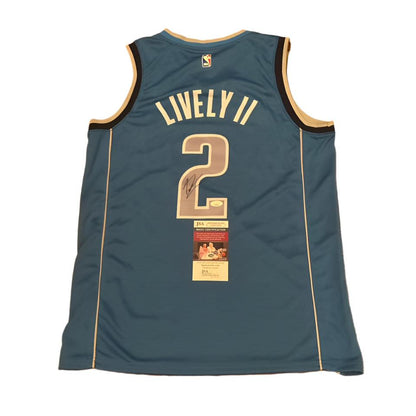 Dereck Lively II Autographed Dallas Mavericks Jersey JSA COA-Right Off The Field