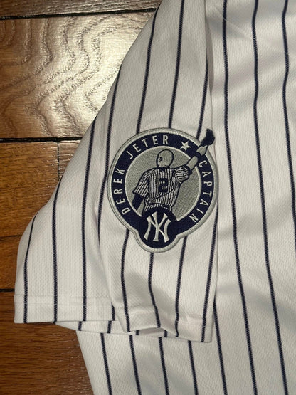 Derek Jeter Autographed New York Yankees Mother's Day Jersey JSA LOA-Right Off The Field