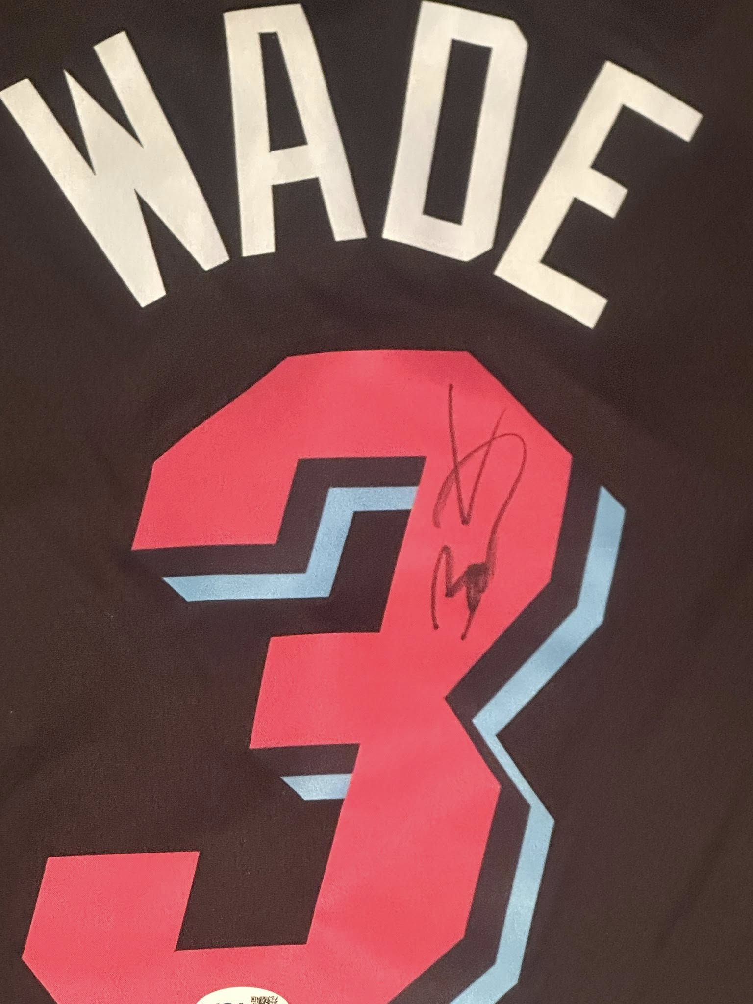 Dwyane Wade Autographed Miami Heat City Edition Jersey JSA COA-Right Off The Field
