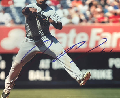 Jose Ramirez Cleveland Guardians Autographed 8x10 Photo JSA COA-Right Off The Field