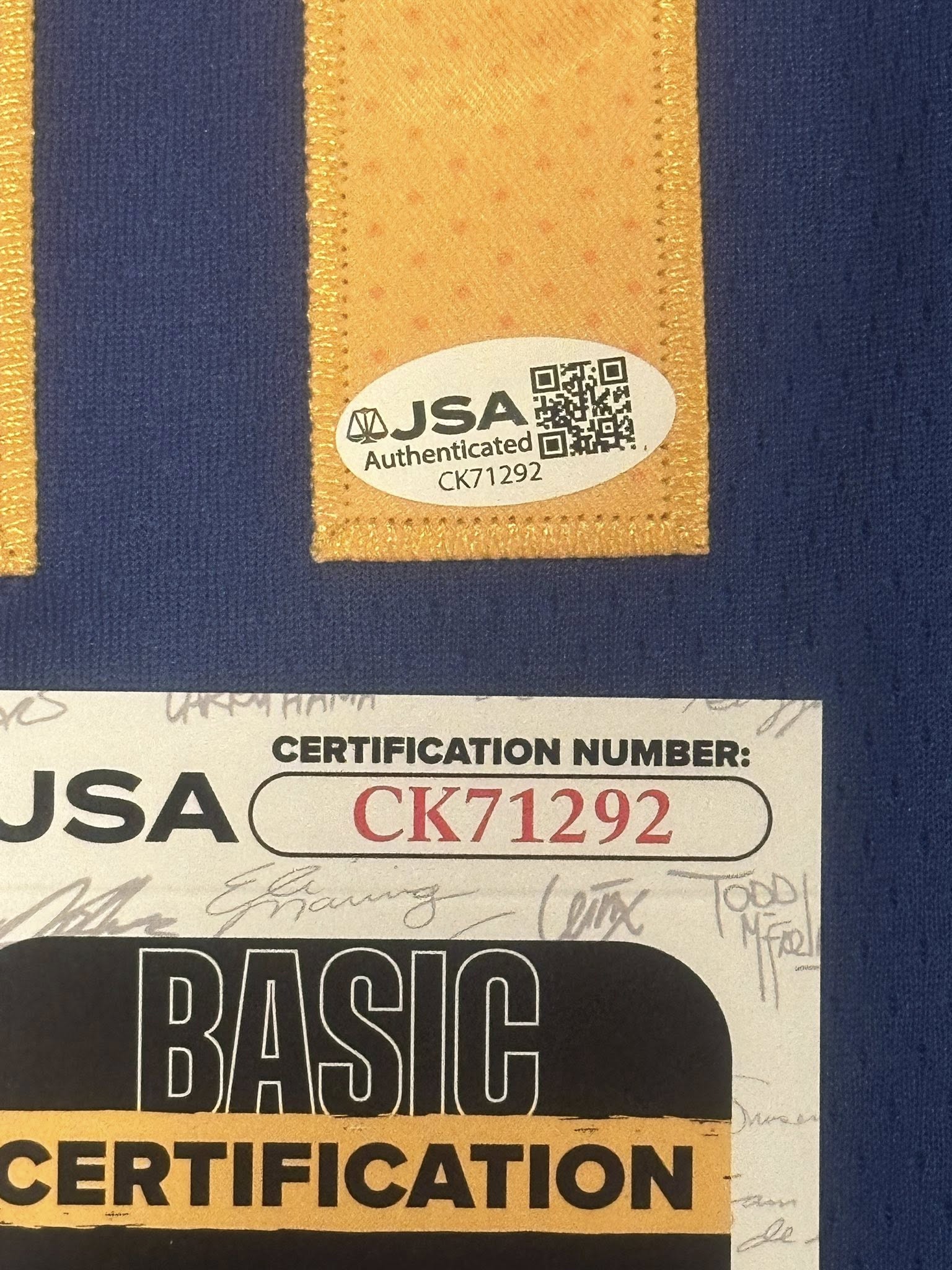 Klay Thompson Signed Autographed Golden State Warriors Jersey JSA COA-Right Off The Field