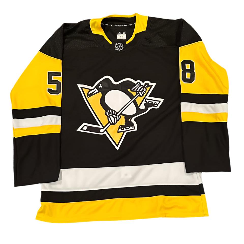 Kris Letang Autographed Pittsburgh Penguins Jersey JSA COA-Right Off The Field