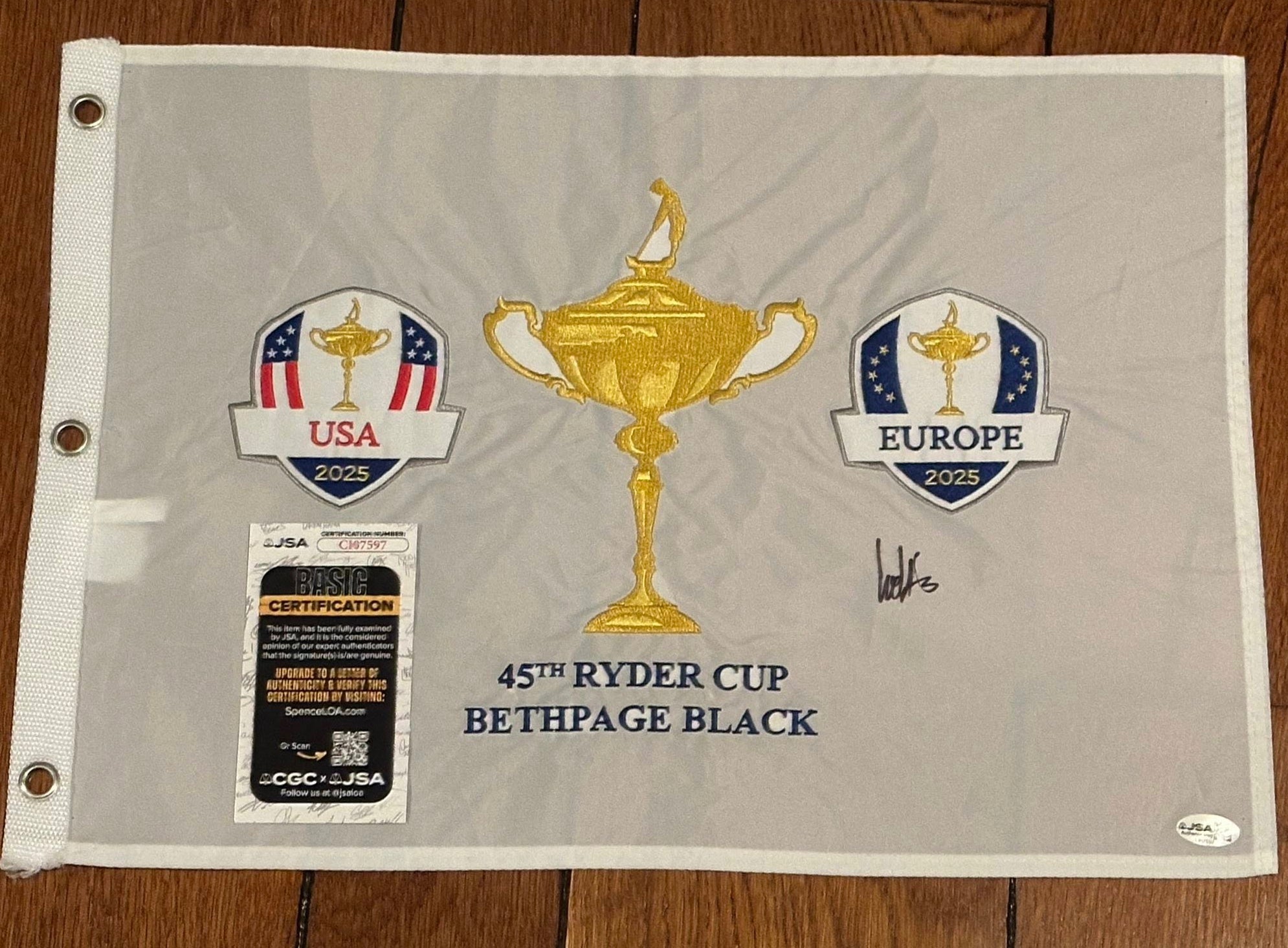 Ludvig Åberg Autographed 2025 Ryder Cup Pin Flag Team Europe JSA COA-Right Off The Field