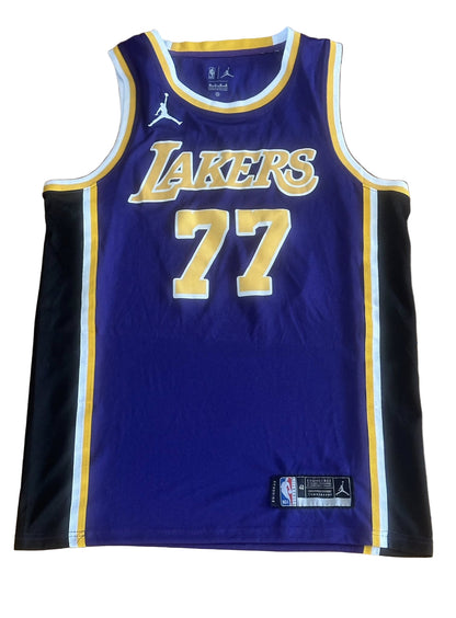 Luka Doncic Autographed Los Angeles Lakers Jersey JSA LOA-Right Off The Field