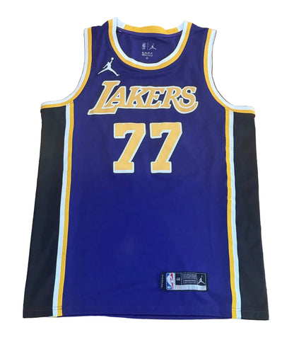 Luka Doncic Autographed Los Angeles Lakers Jersey READ DESCRIPTION-Right Off The Field