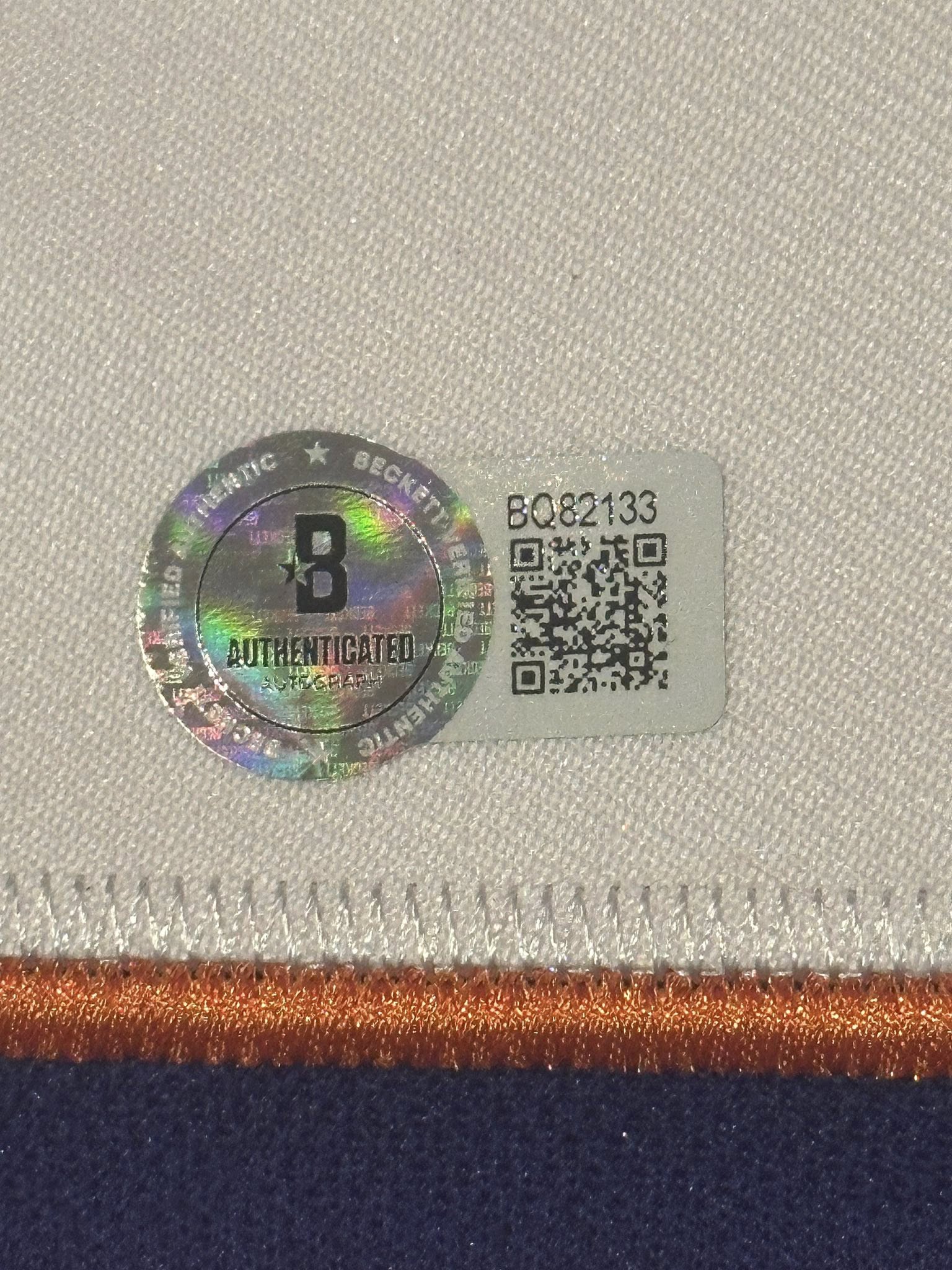 Matthew Schaefer Signed Autographed New York Islanders Jersey Beckett-Right Off The Field