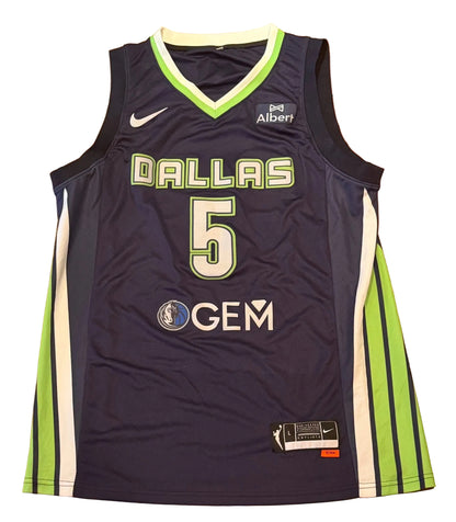 Paige Bueckers Autographed Dallas Wings Jersey JSA COA-Right Off The Field