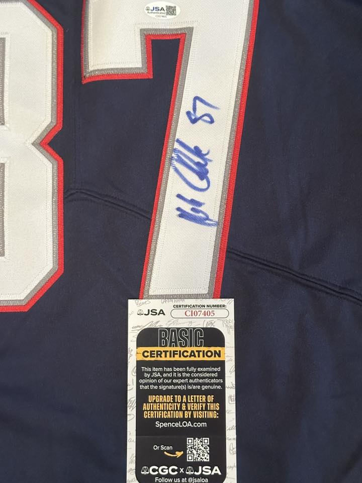 Rob Gronkowski Autographed New England Patriots Jersey JSA COA-Right Off The Field